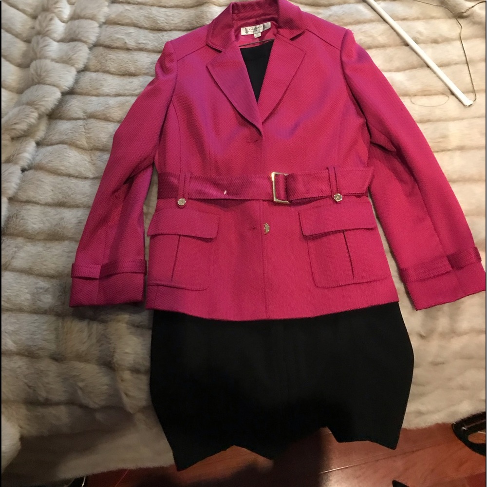 COPY - Tahari Suit New